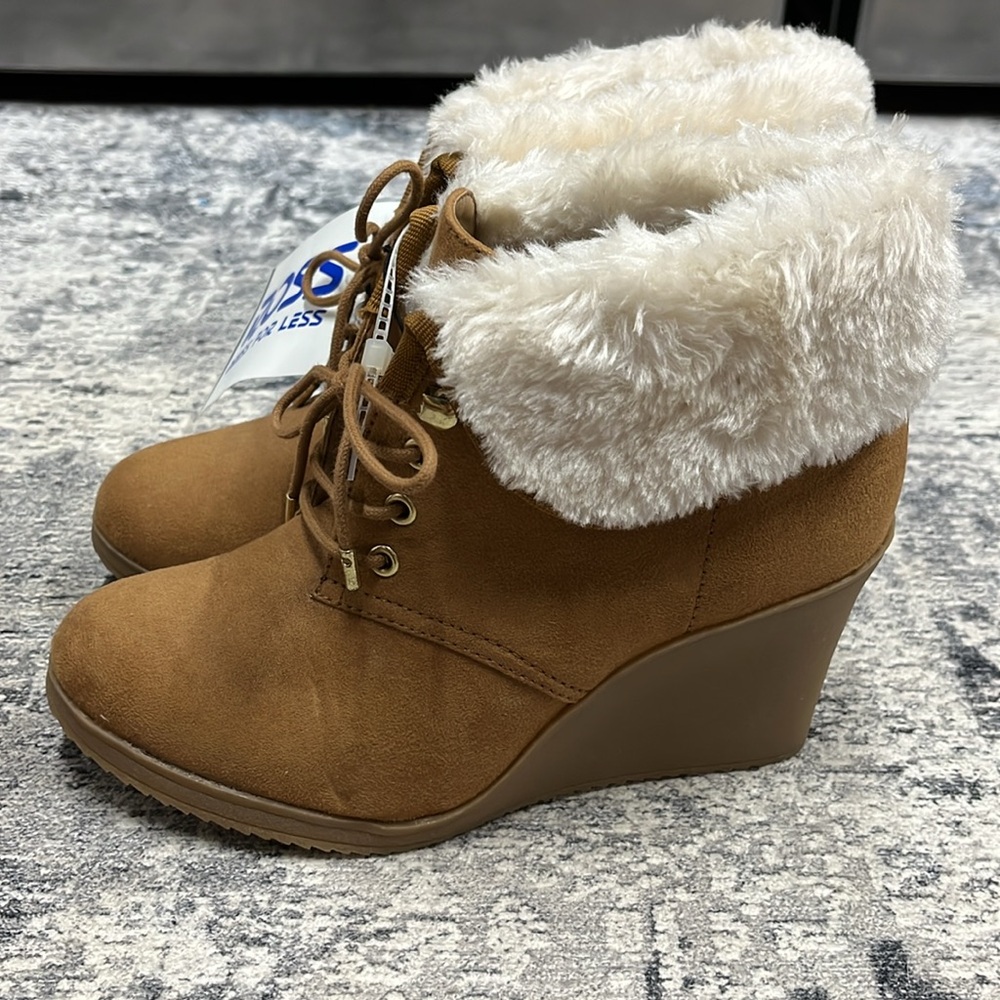 Women's Wedge Heel Lace Up Ankle Booties